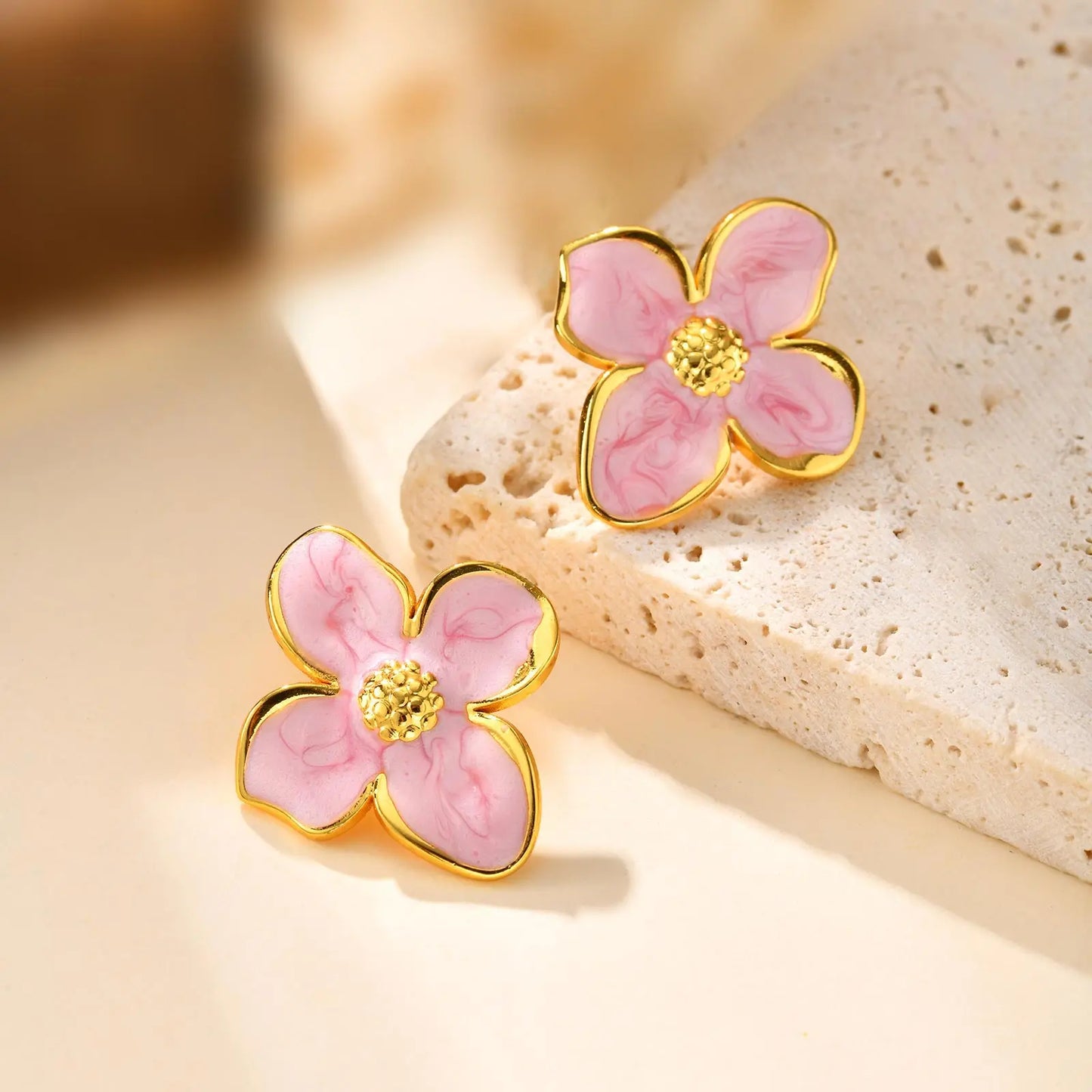 BLOSSOM PINK STUD EARRINGS