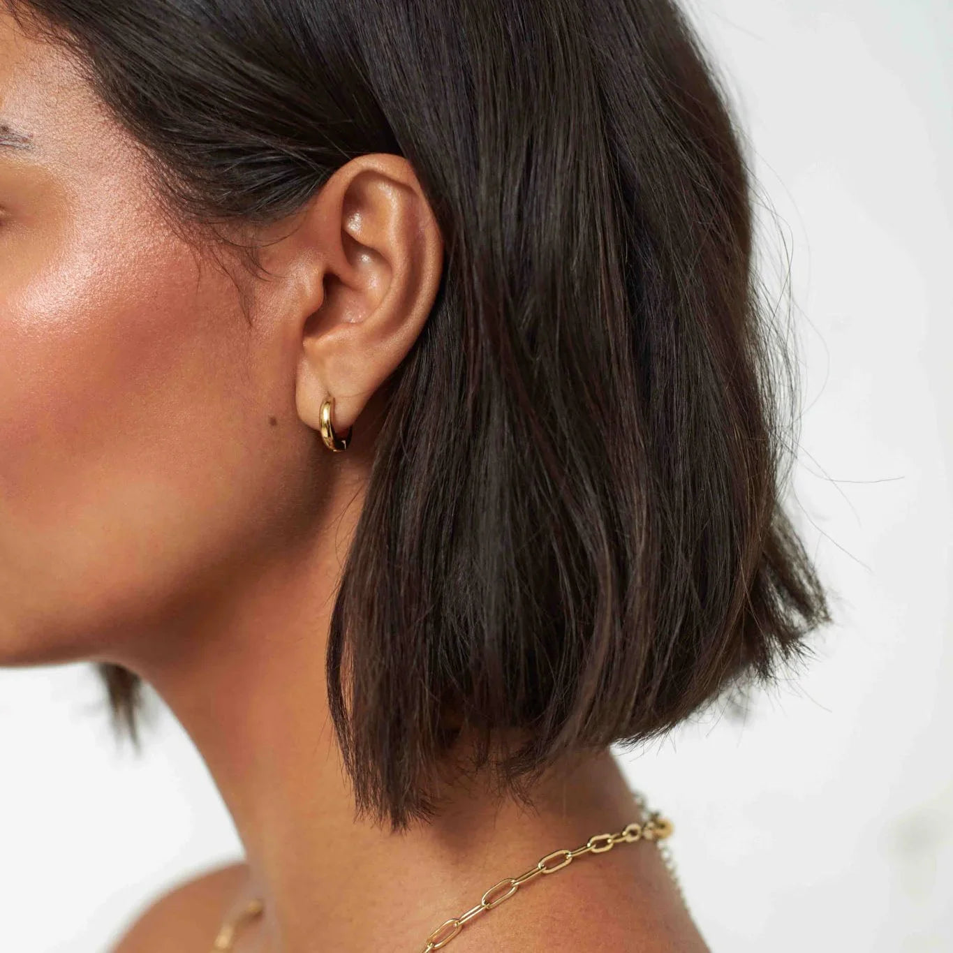 GOLD MINI CLICK EARRINGS