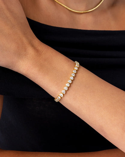 Elegant Gold-Plated Heart Shaped Zircon Tennis Bracelet for Women - Delicate & Romantic