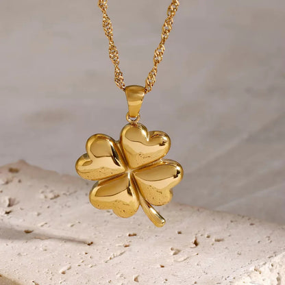 Ella Clover Gold Necklace