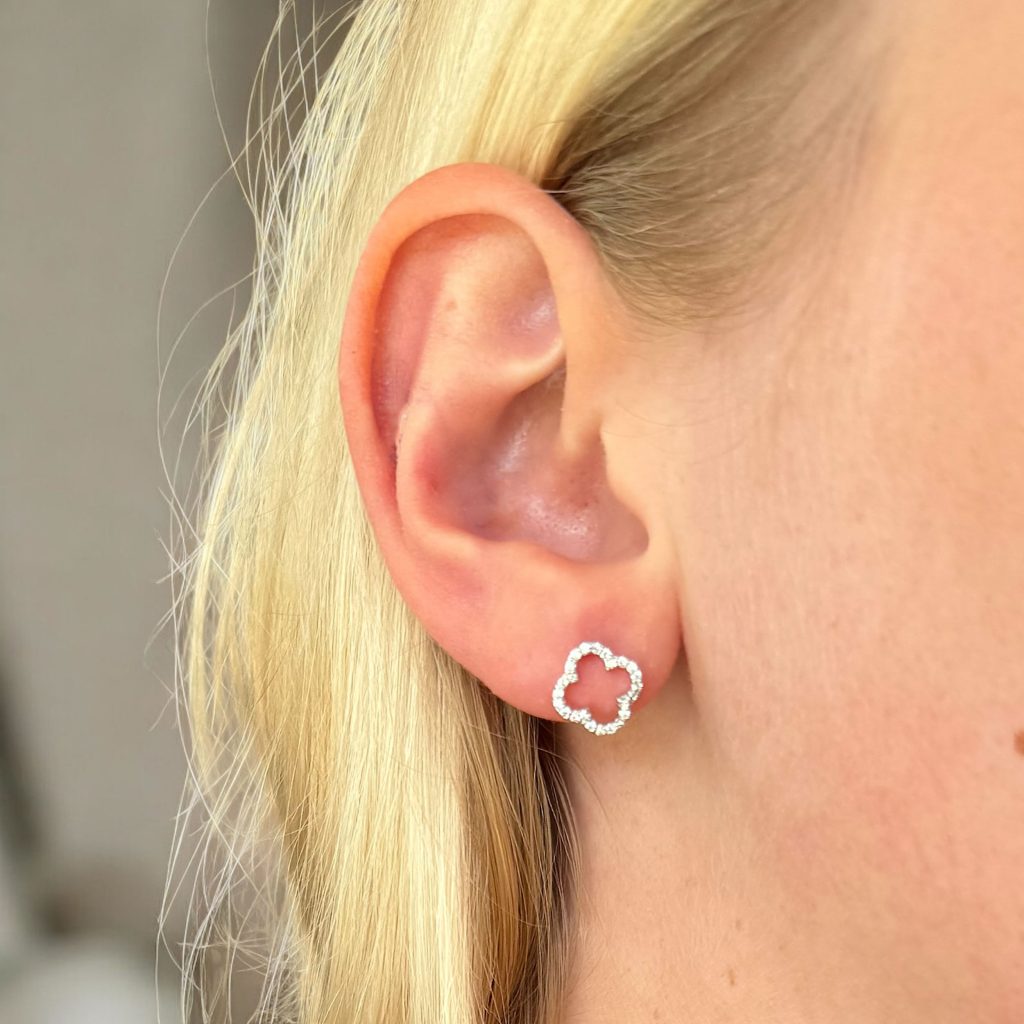 TRINITY - OPEN STUD EARRINGS / WHITE GOLD DIAMOND