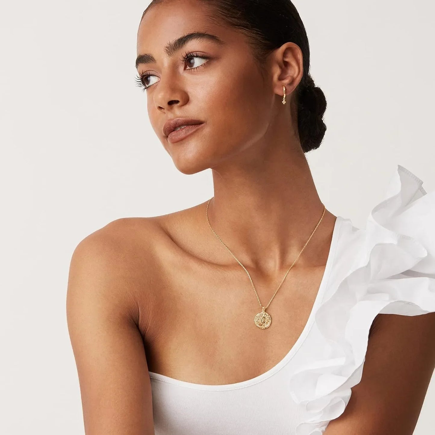 SUN MEDALLION NECKLACE