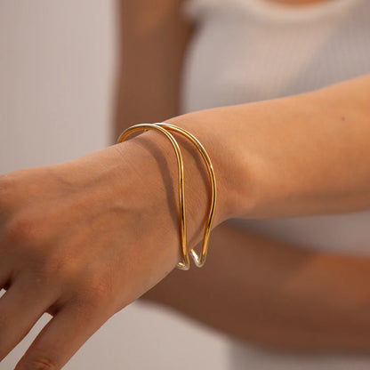 DOUBLE LAYER WAVE CUFF BANGLE