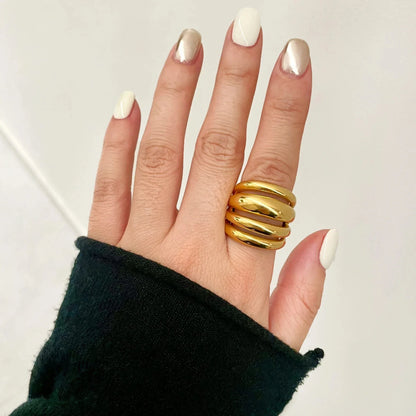 LAYERED DOME RING