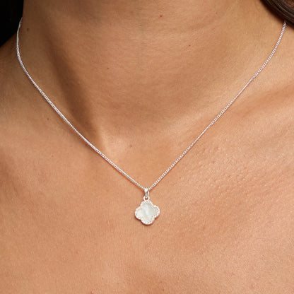 TRINITY - WHITE GOLD / DIAMOND MOTHER OF PEARL NECKLACE