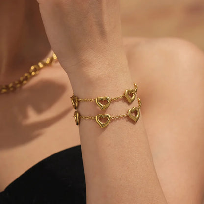LOVE - HEART OUTLINE BRACELET / GOLD